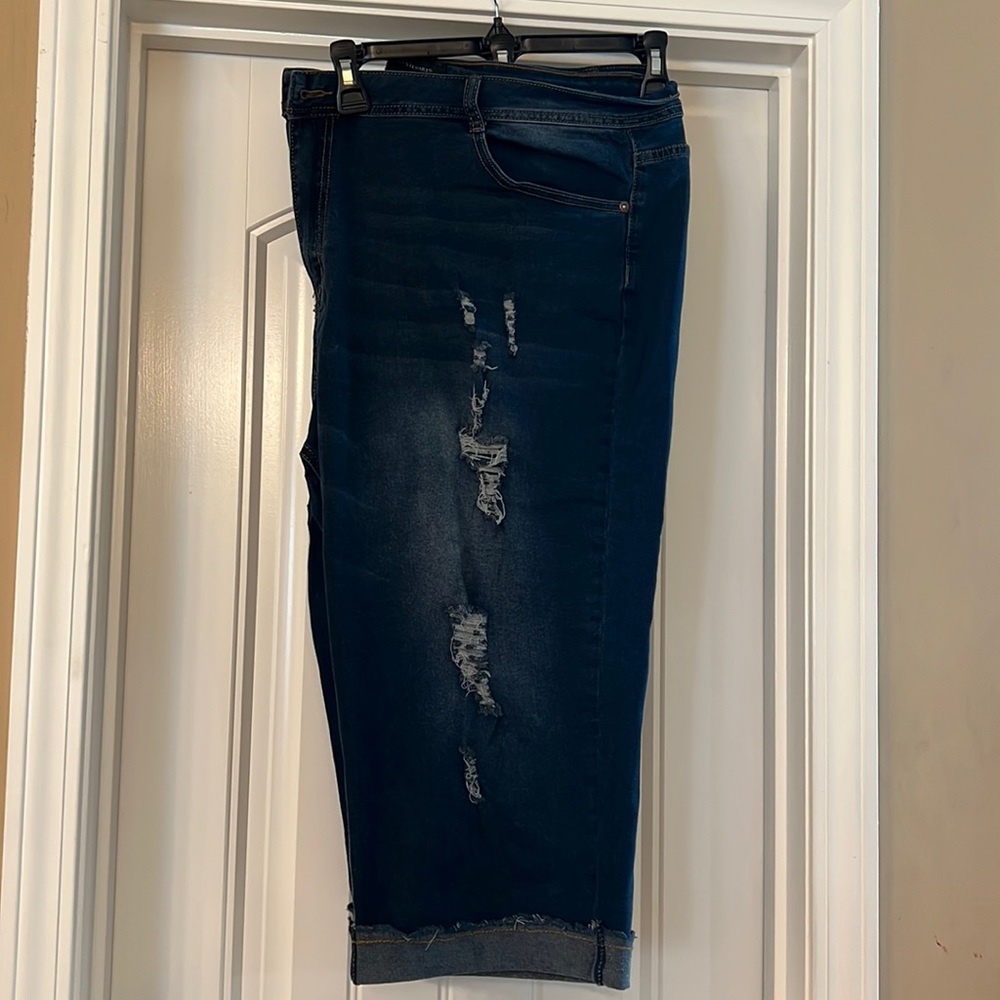 Ashley Stewart capri jeans - Picture 1 of 5